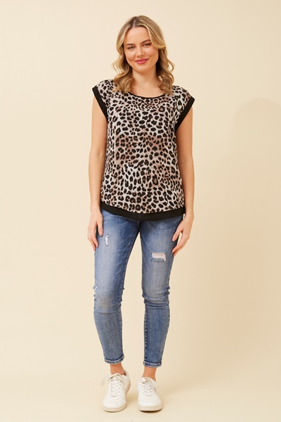 SHELLY ANIMAL PRINT TOP