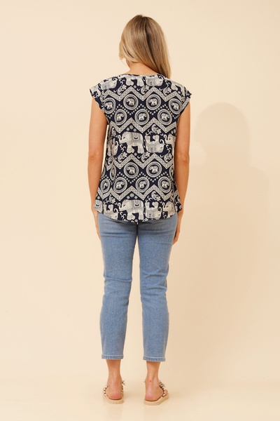 SHELLY ELEPHANT PRINT TOP