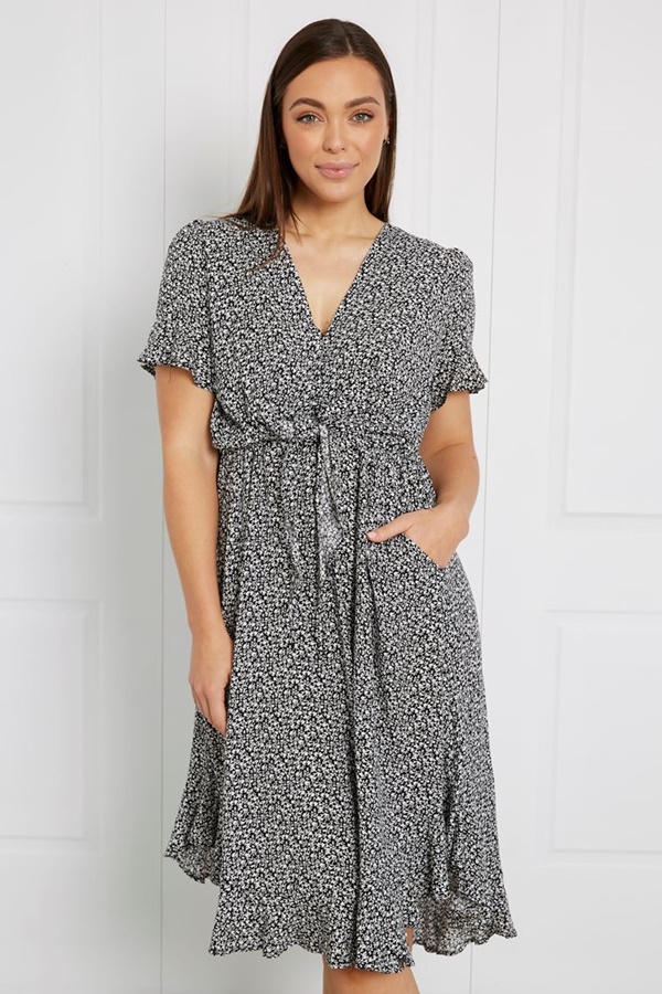 SHORT SLEEVE FLORAL DRESS SHORT SLEEVE FLORAL DRESS