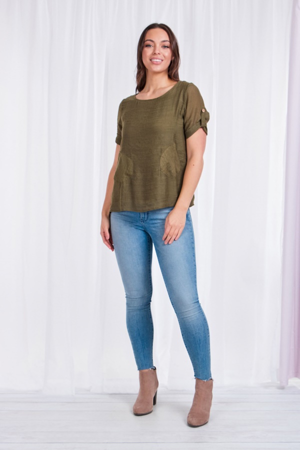 Short sleeve top with pockets