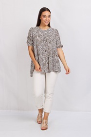 Short sleeves animal printed top