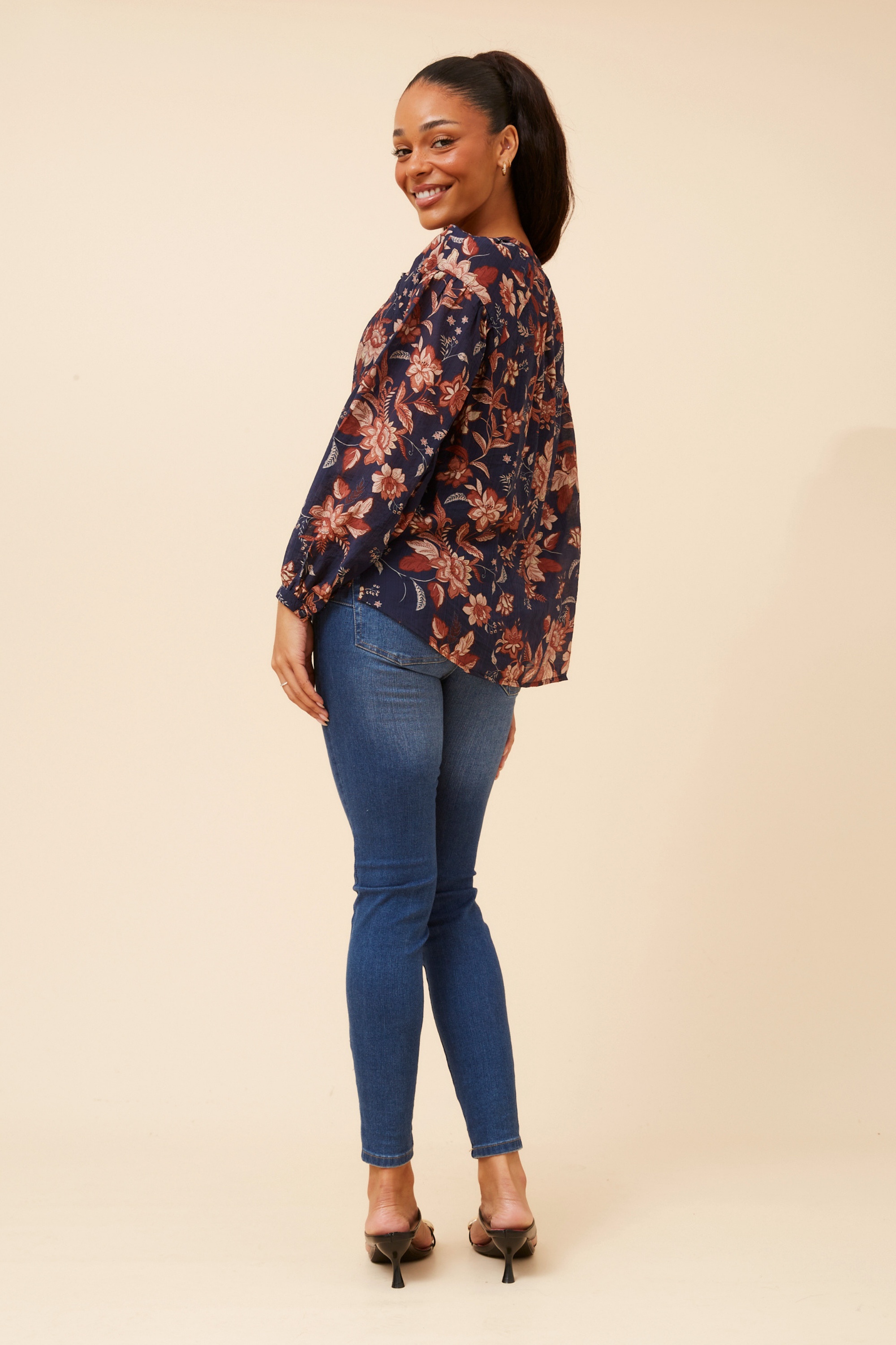 SINORA FLORAL BLOUSE