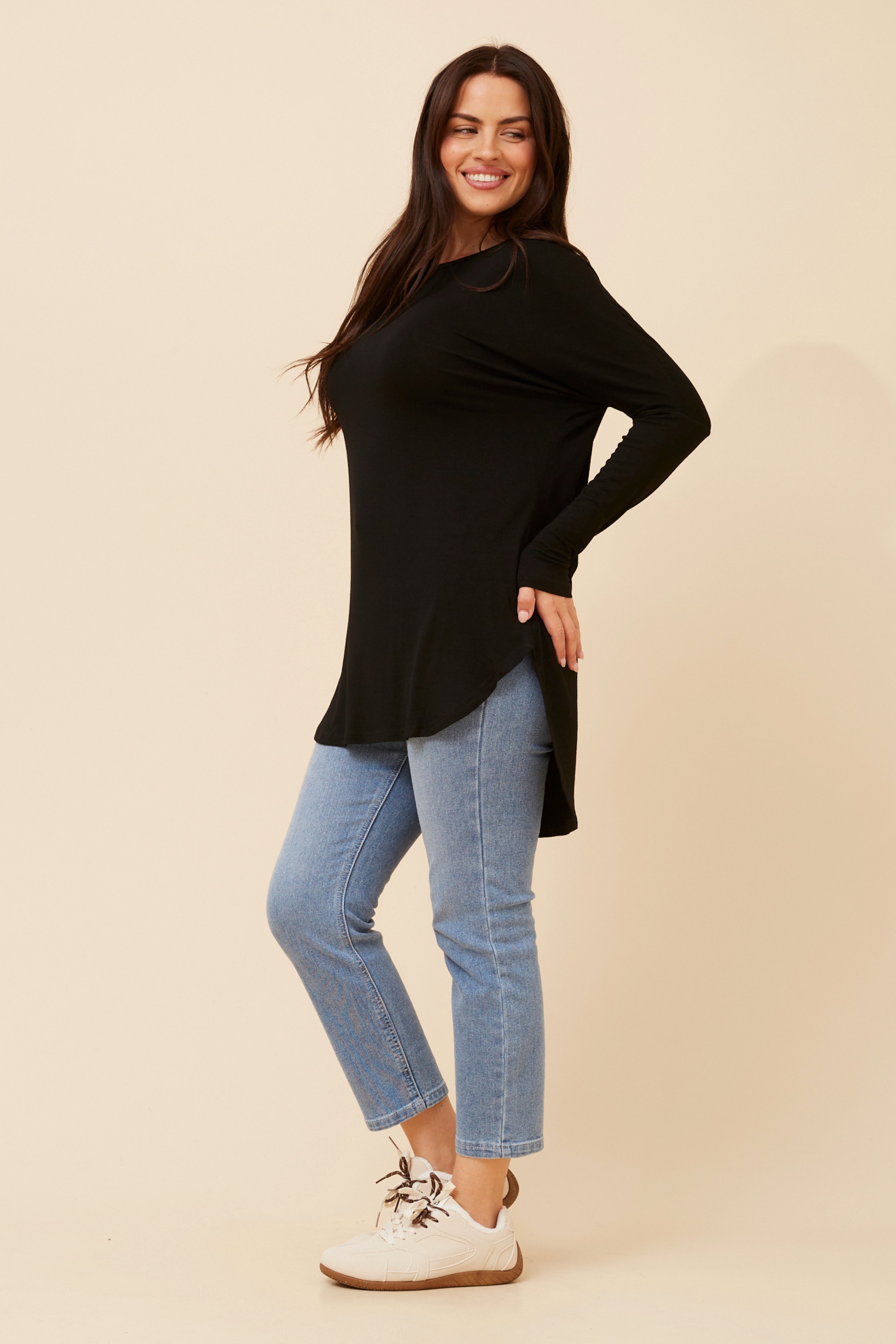 SKYE SOLID TOP