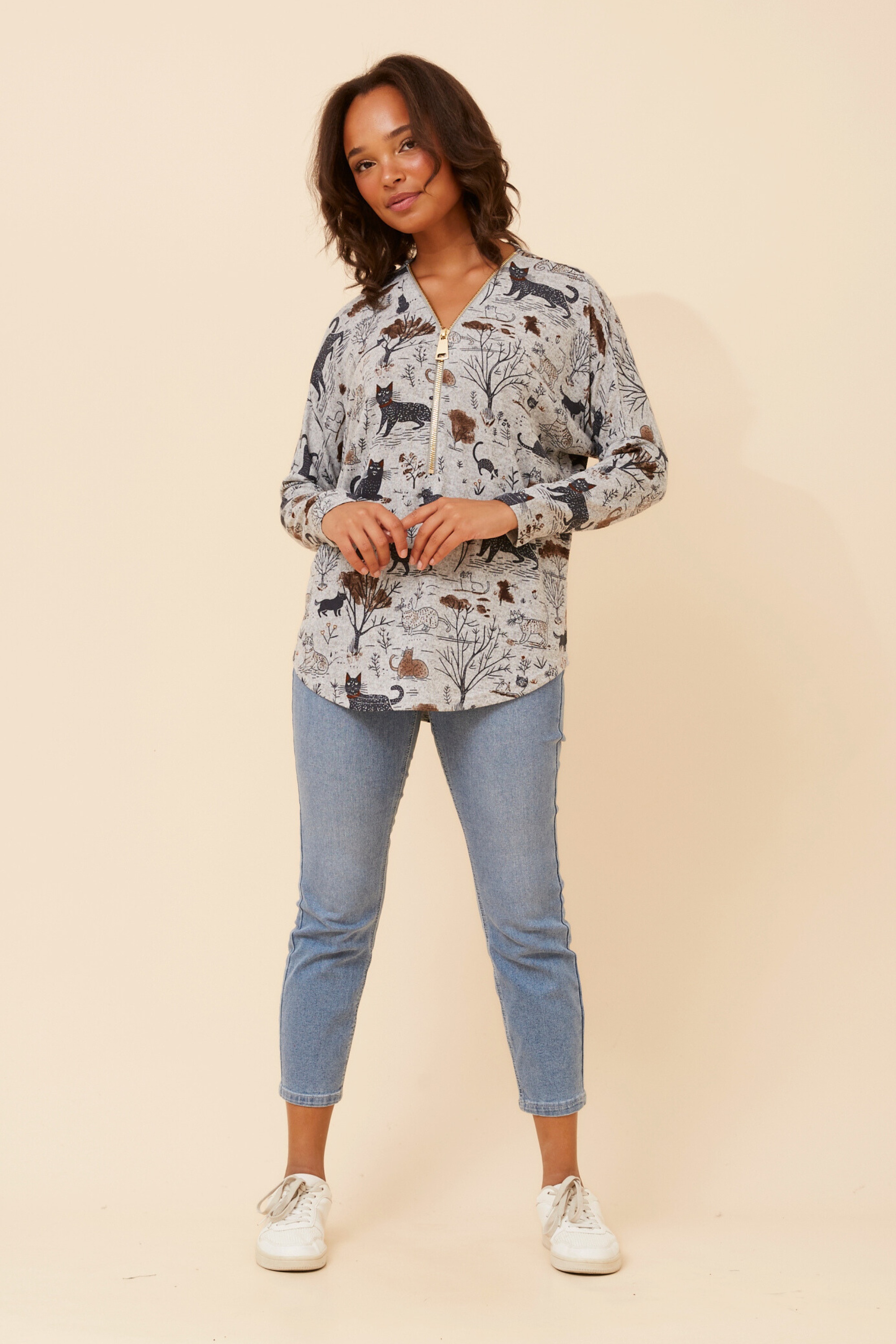 SUVI CAT PRINT TOP