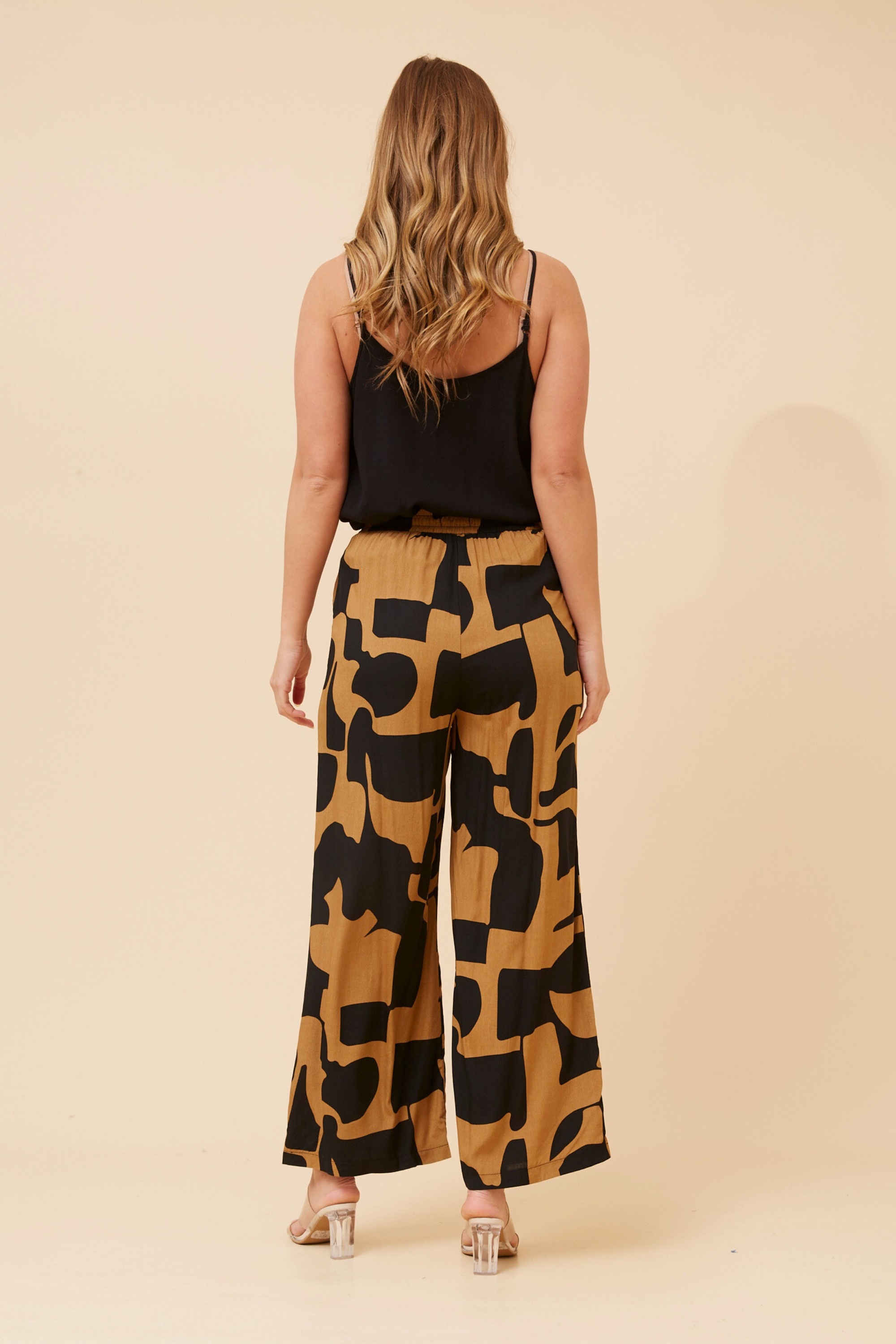 SUZZEL ABSTRACT PRINT PANTS