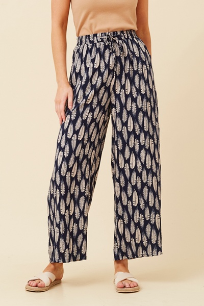 SUZZEL LEAF PRINT PANTS
