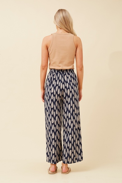 SUZZEL LEAF PRINT PANTS