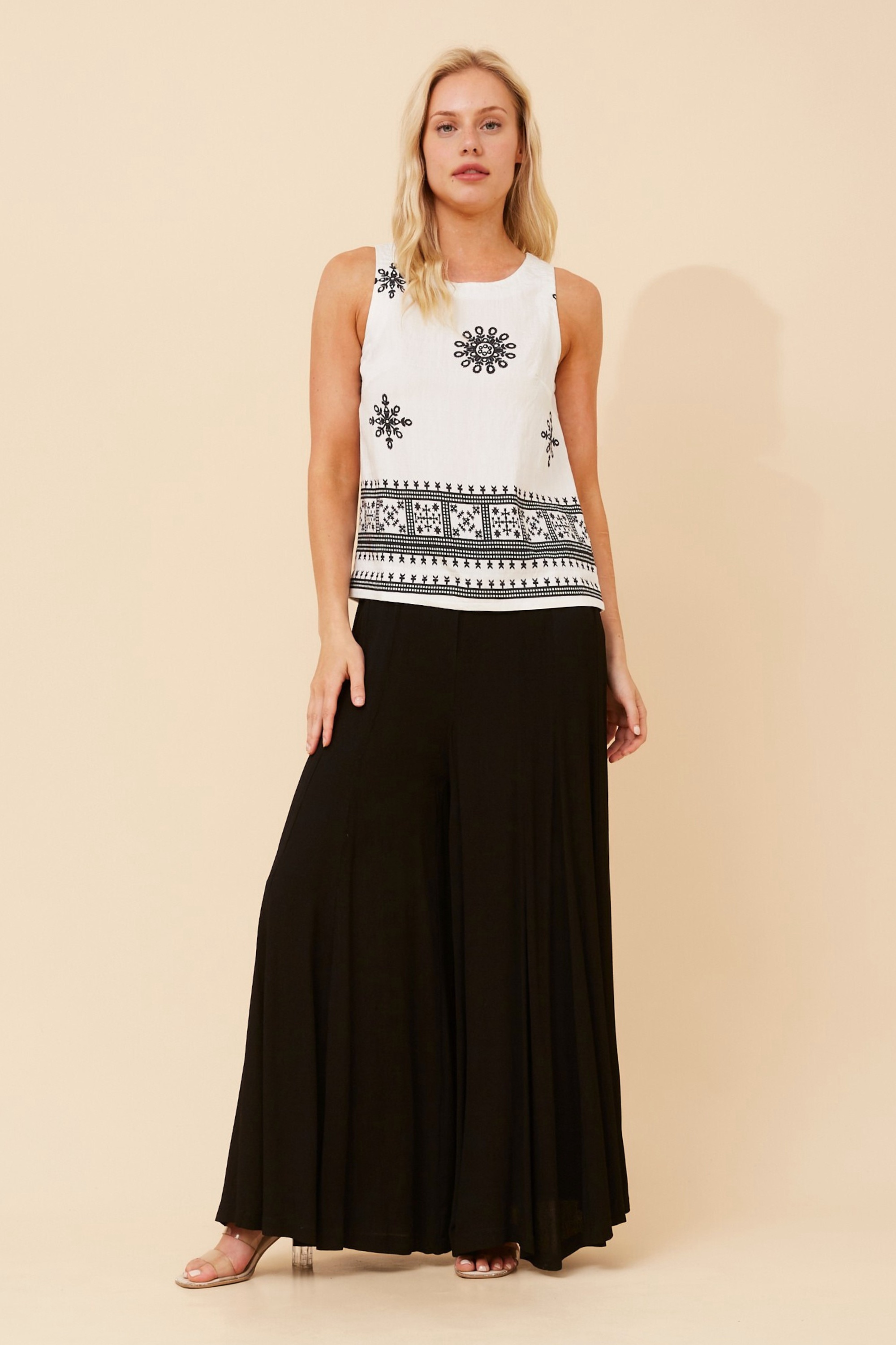 SWANSON BORDER PRINT CROP TOP