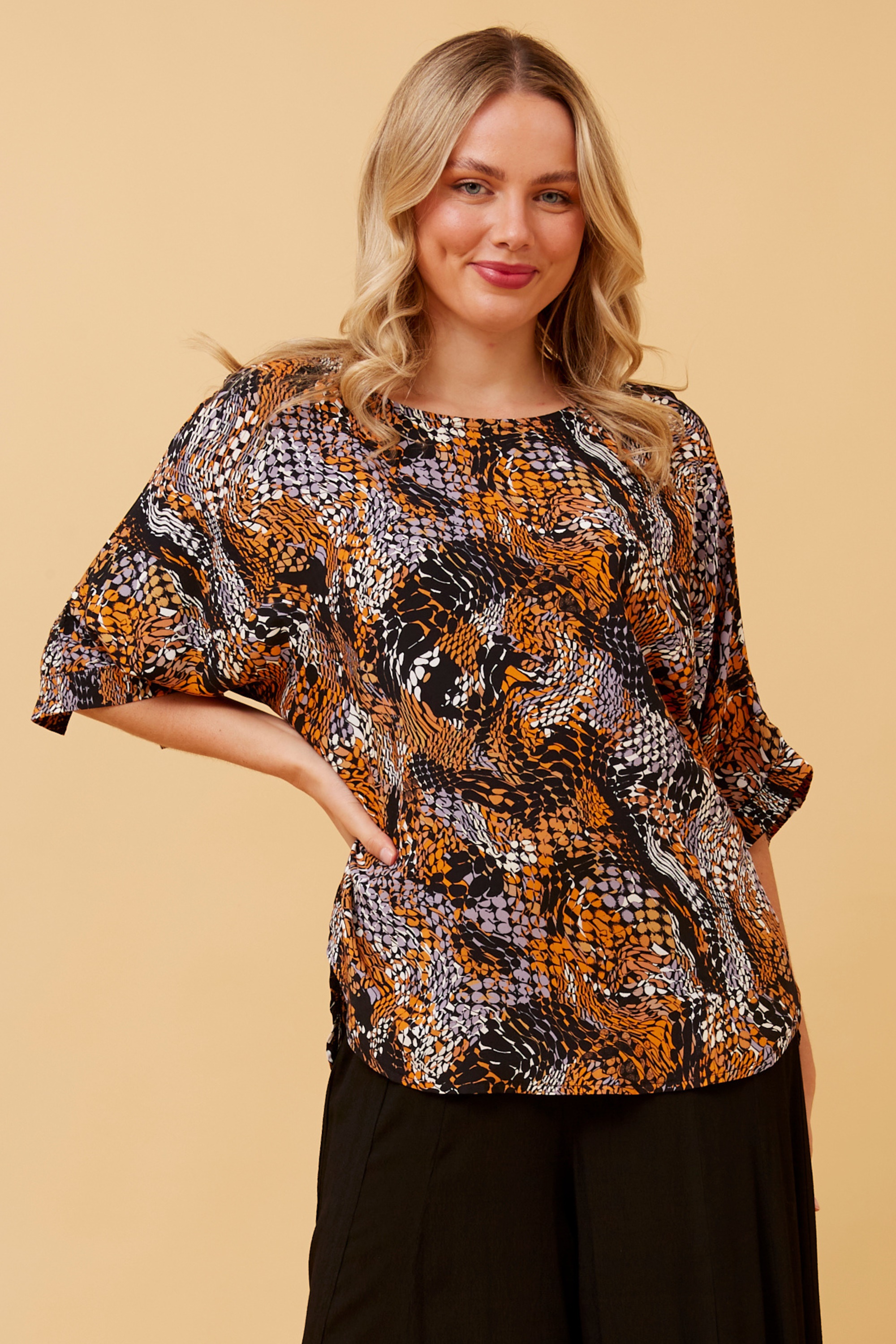 TARA ABSTRACT PRINT TOP