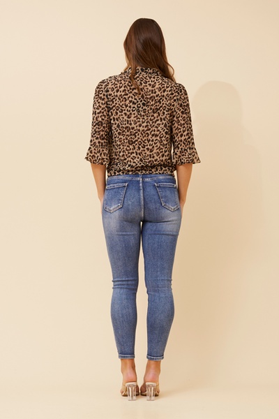 TAYLEE ANIMAL PRINT TOP