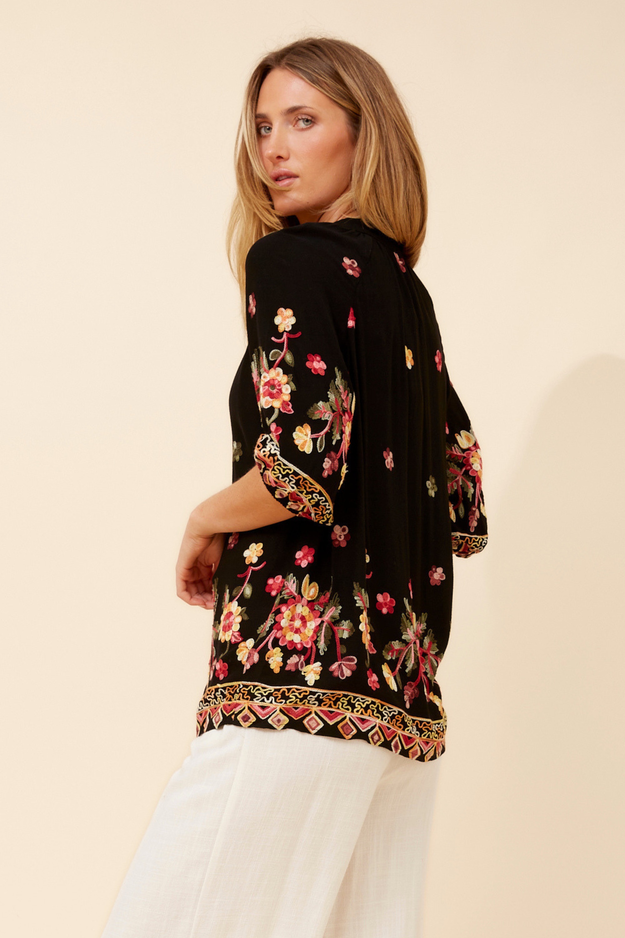 TAYLEN FLORAL EMBROIDERED TOP