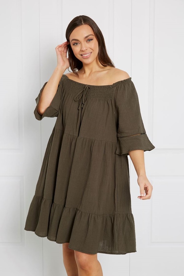 TIERED SMOCK DRESS TIERED SMOCK DRESS