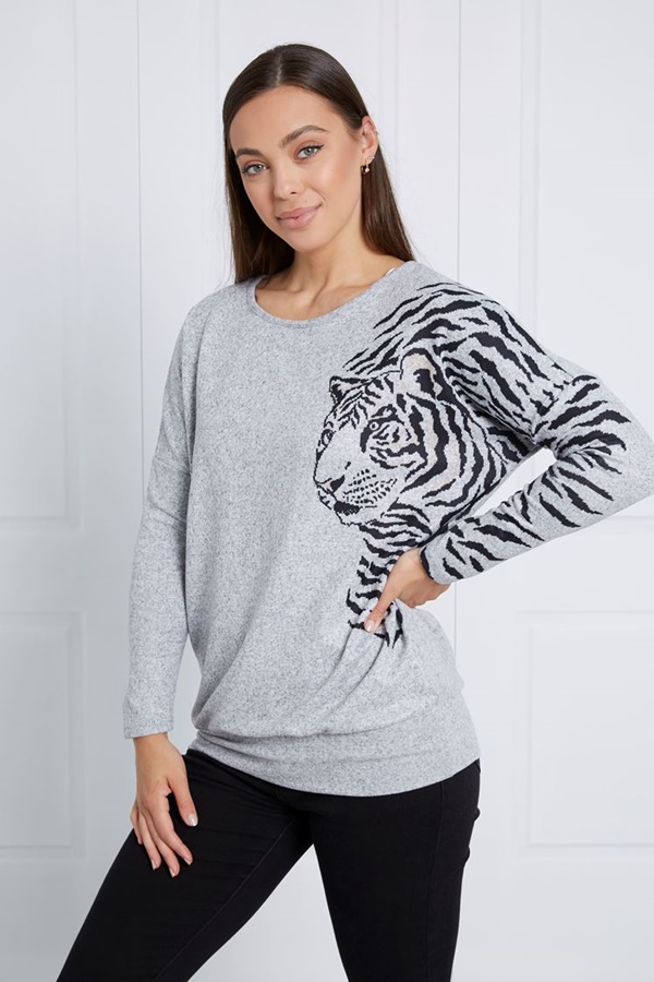 TIGER PRINT SLOUCHY KNIT TOP