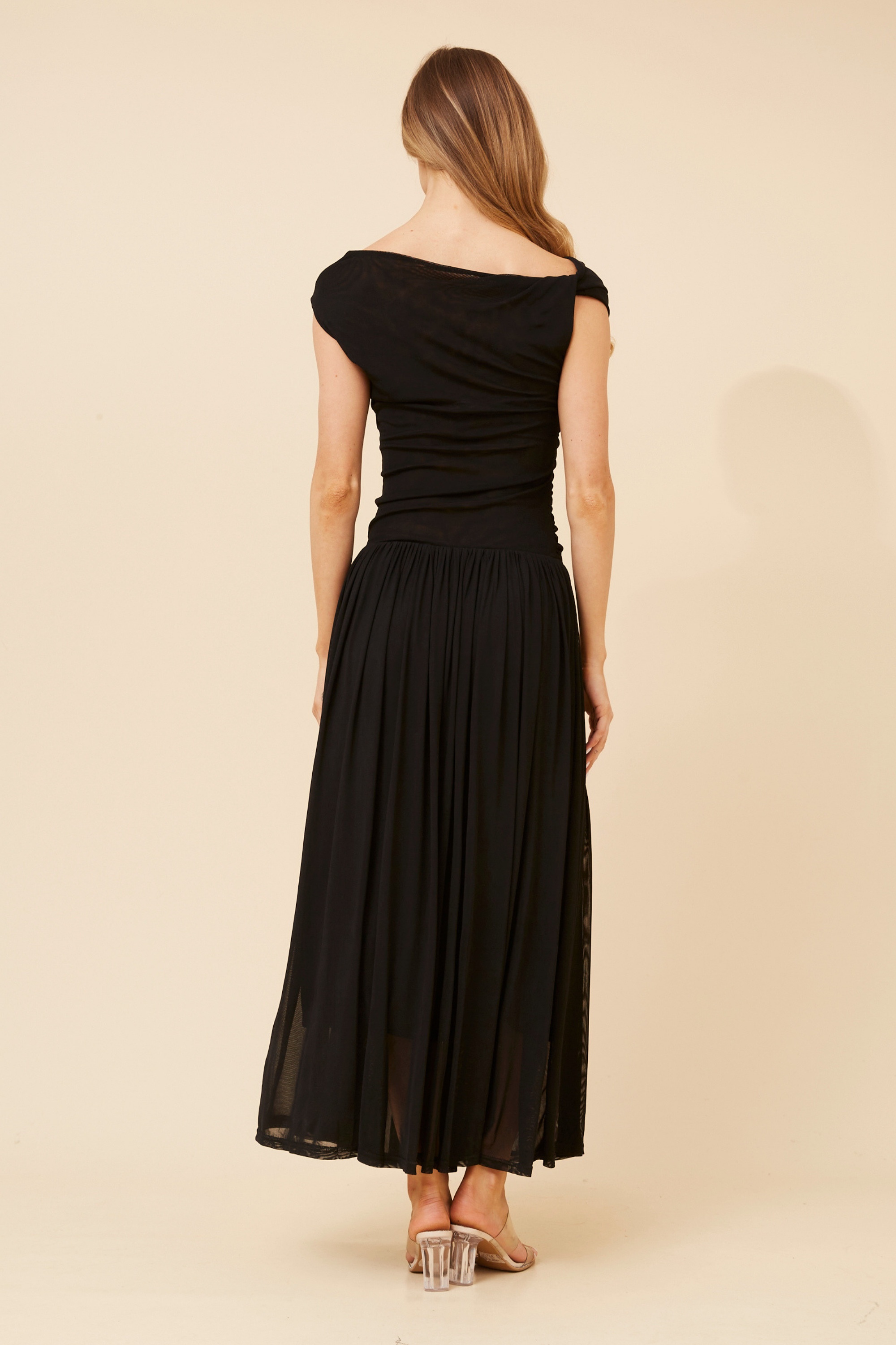 TIRZA SOLID MAXI DRESS