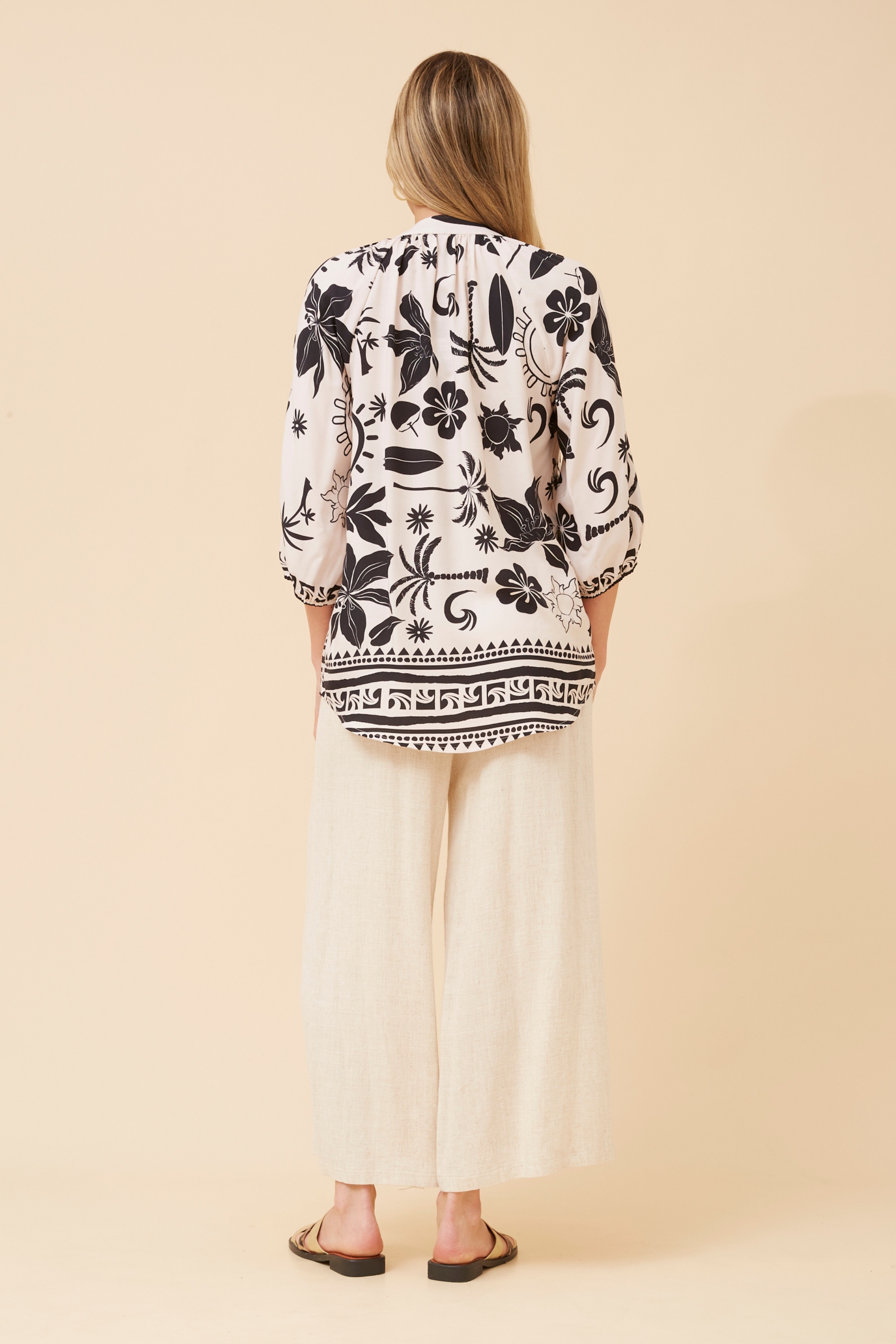 VIETTA BORDER PRINT TOP