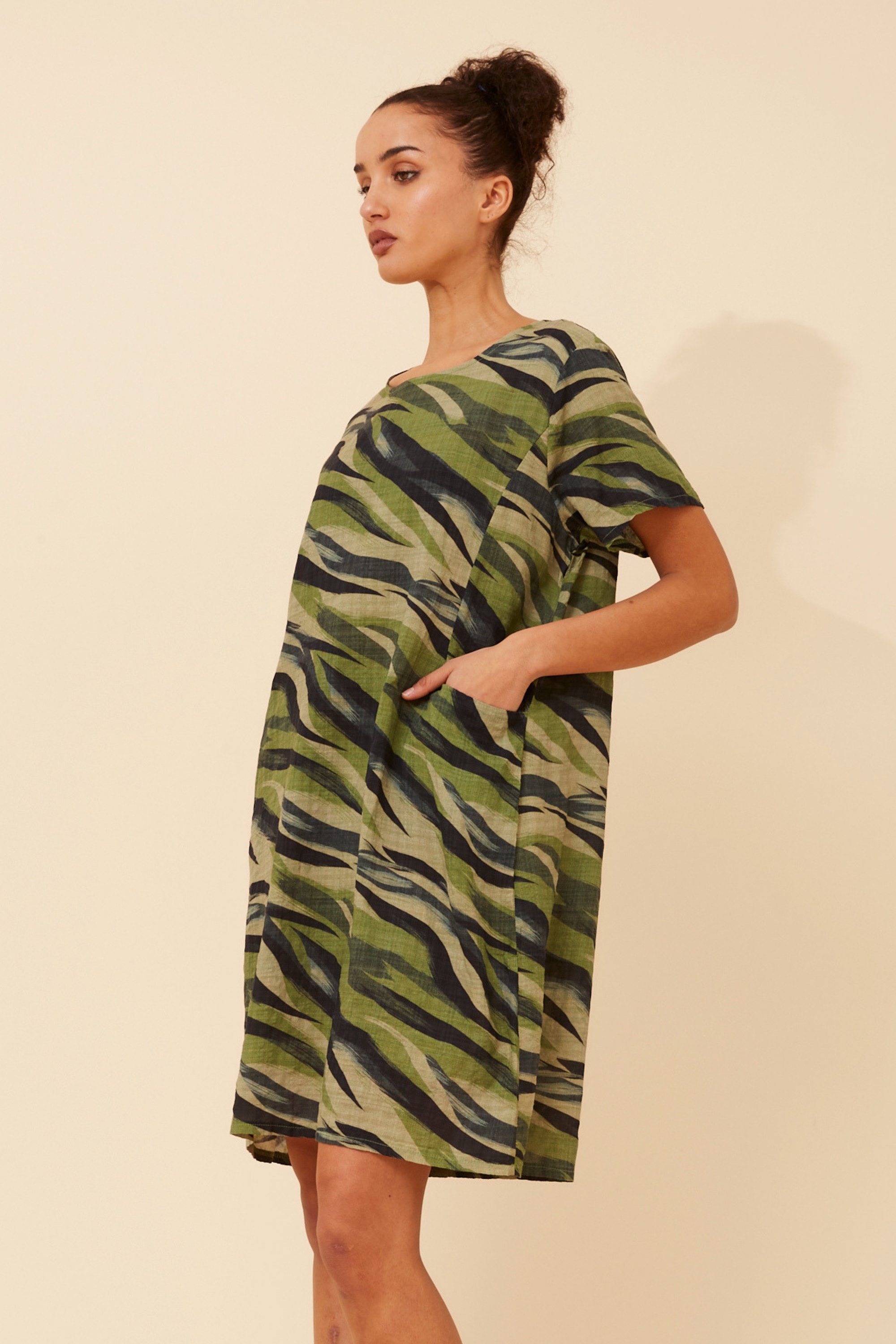 VINE ABSTRACT PRINT DRESS