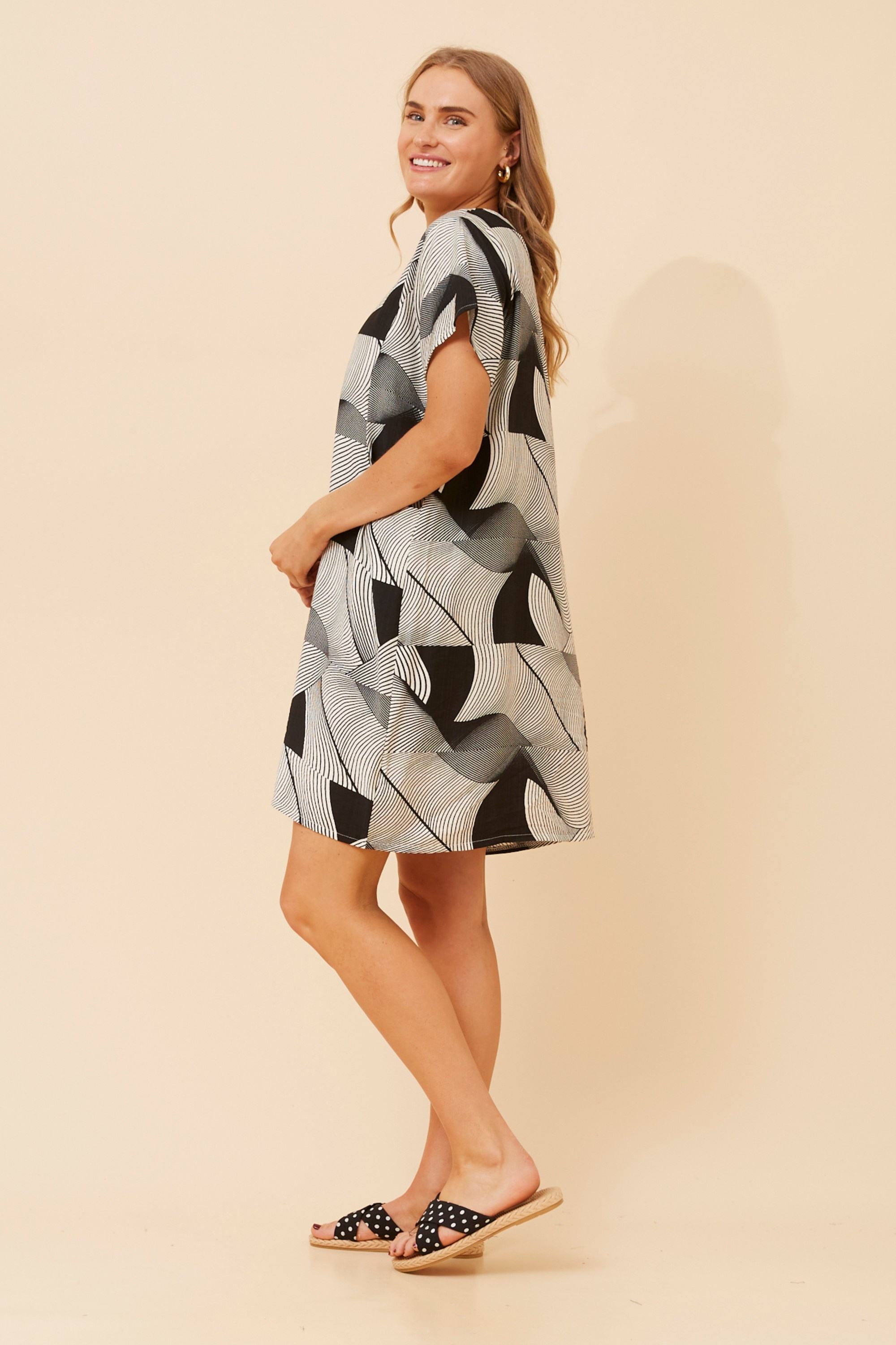 VINE ABSTRACT SHIFT DRESS