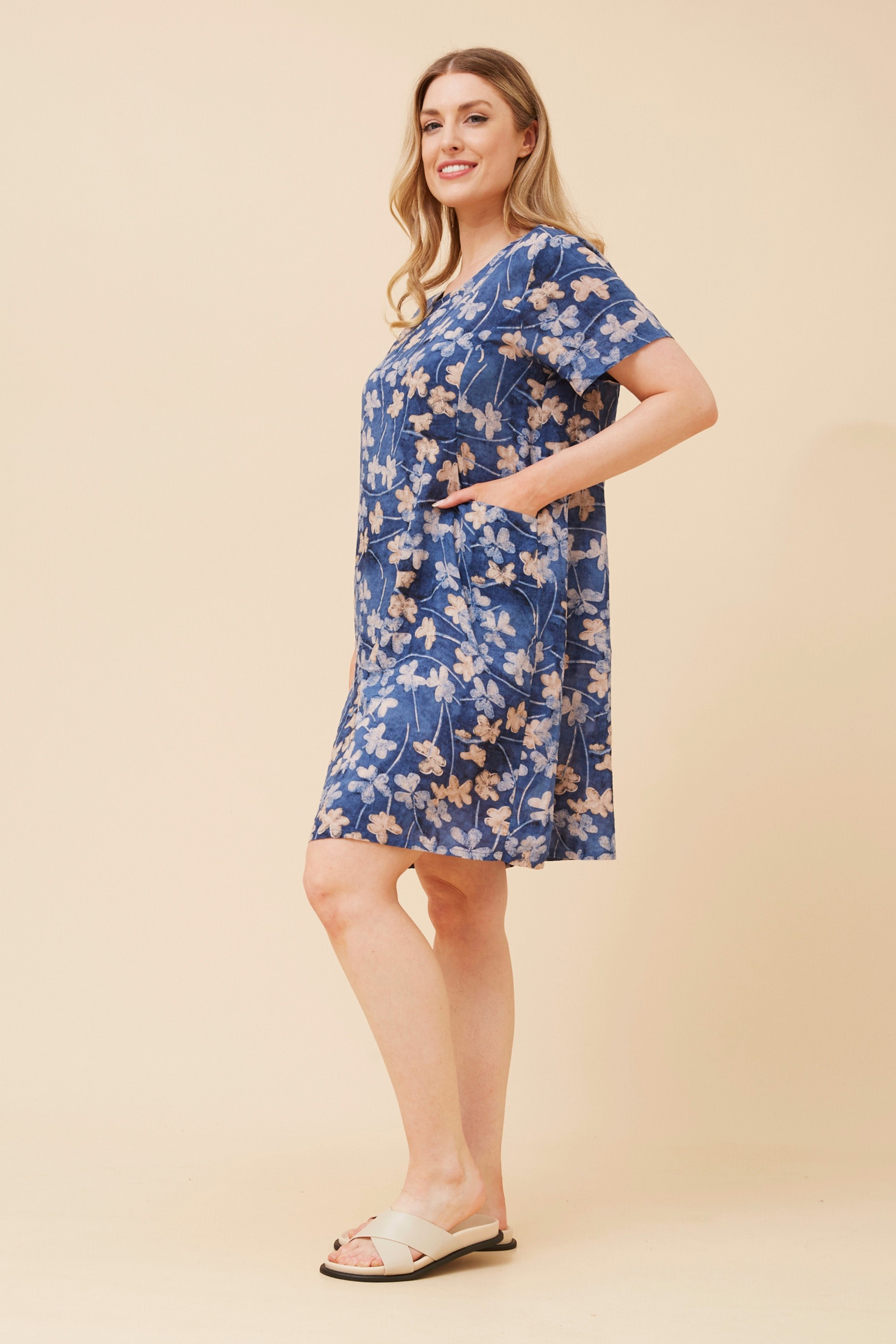 VINE LEAF PRINT SHIFT DRESS