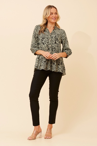 WEAVER ANIMAL PRINT TOP