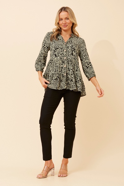 WEAVER ANIMAL PRINT TOP