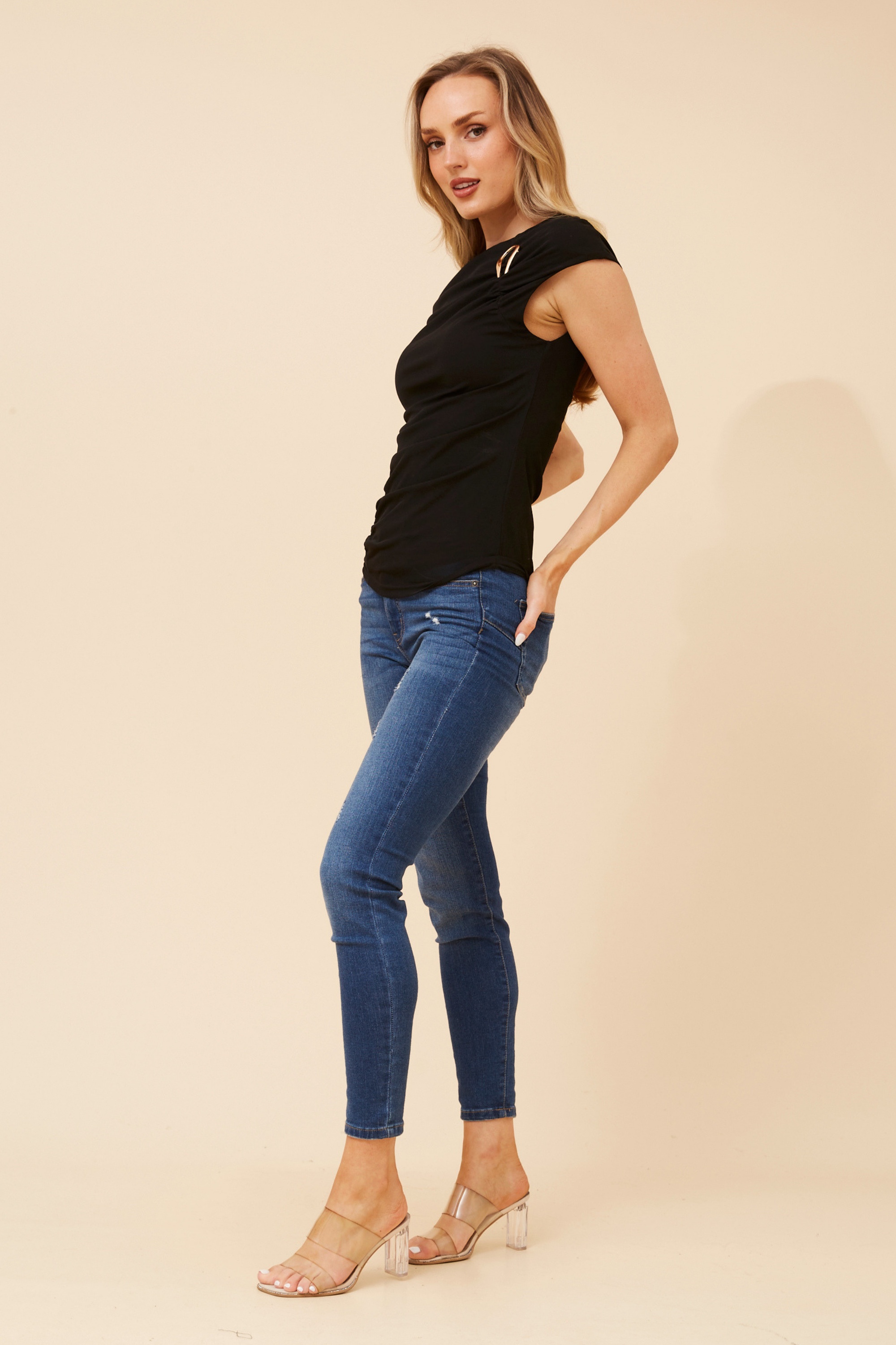 WIKTORIA SOLID TOP