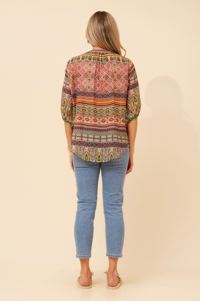YANAE BORDER PRINT TOP