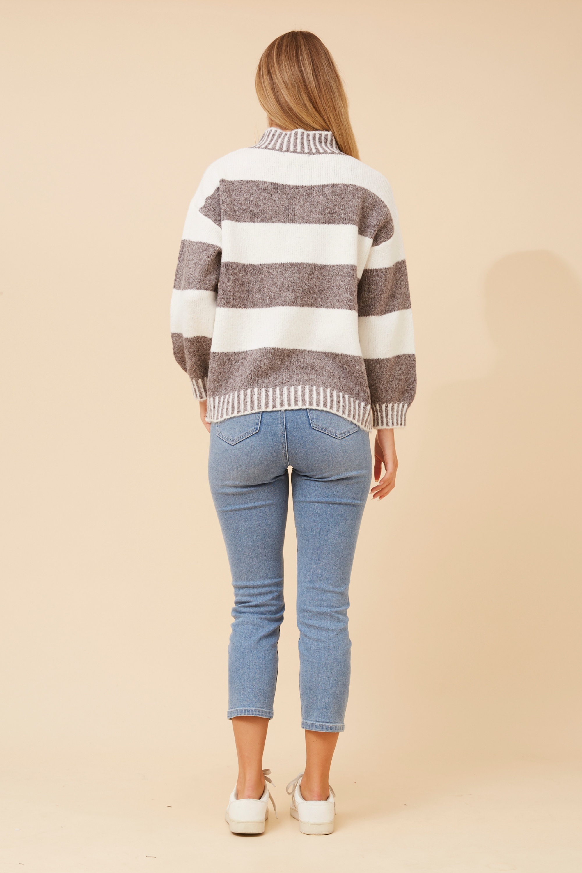 YARELI STRIPE PATTERN SWEATER