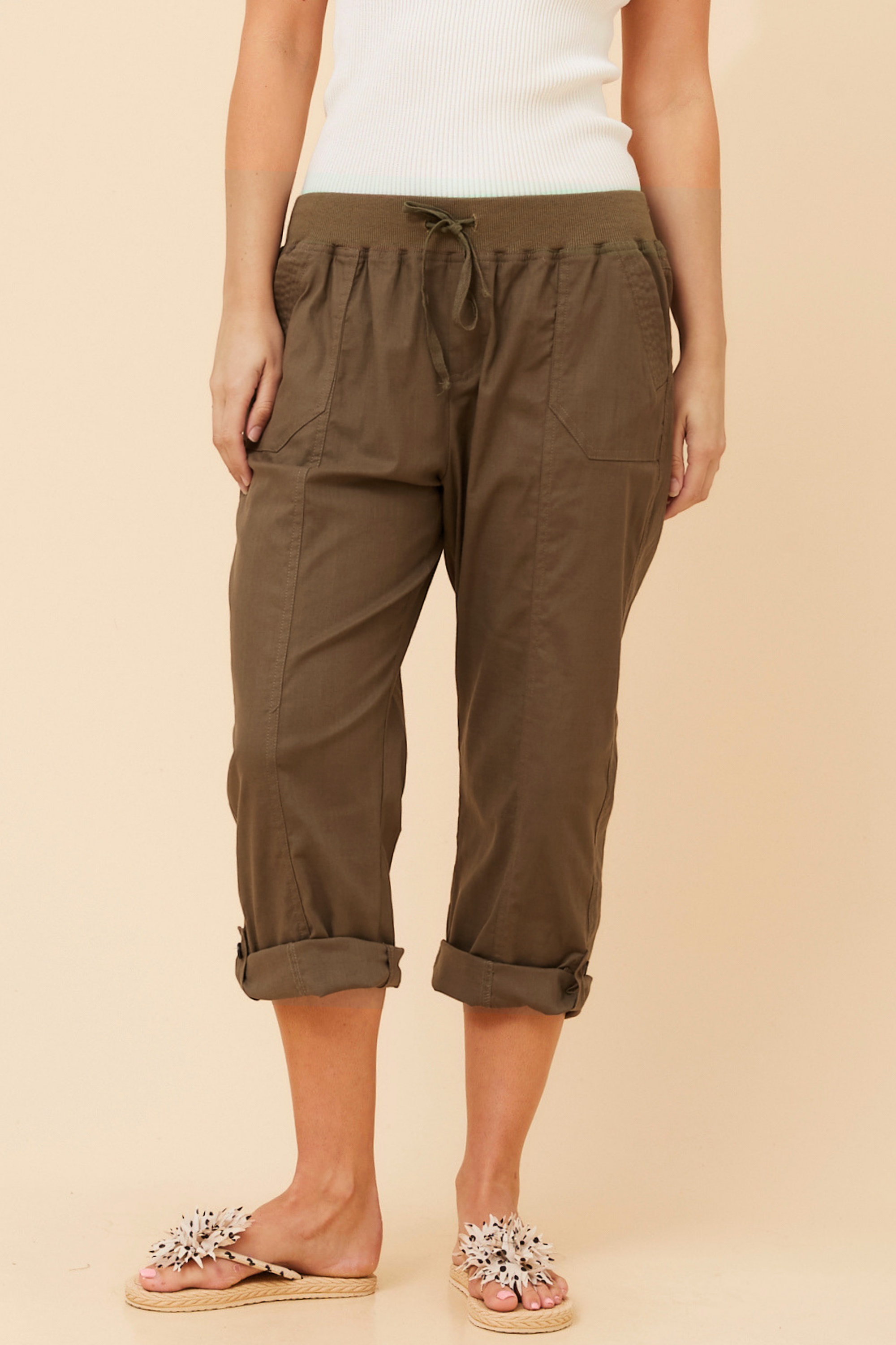 YOLLIE SOLID CROP PANTS