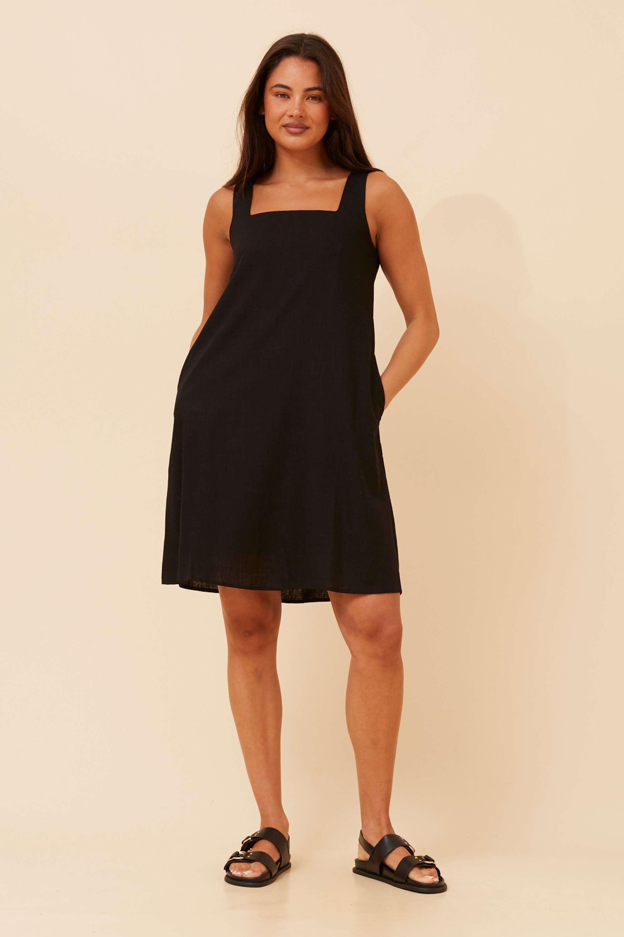 YURRA LINEN BLEND SHORT DRESS