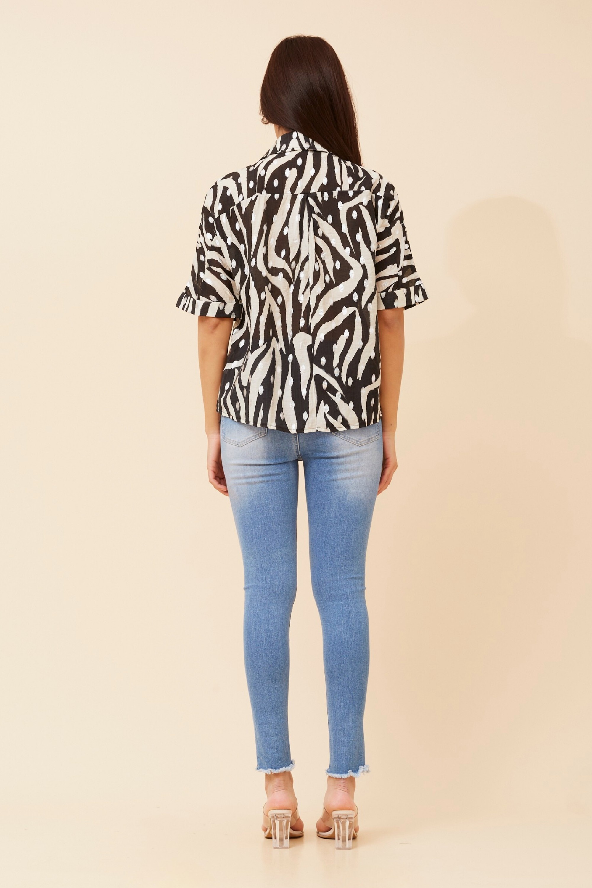 ZENAIDA ANIMAL PRINT SHIRT