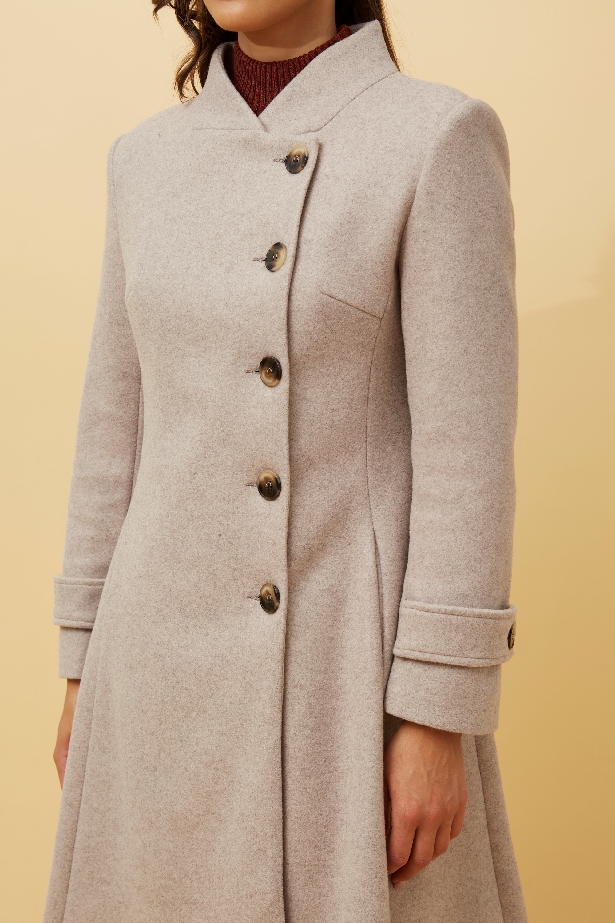 ZENITH BUTTON CLOSURE COAT