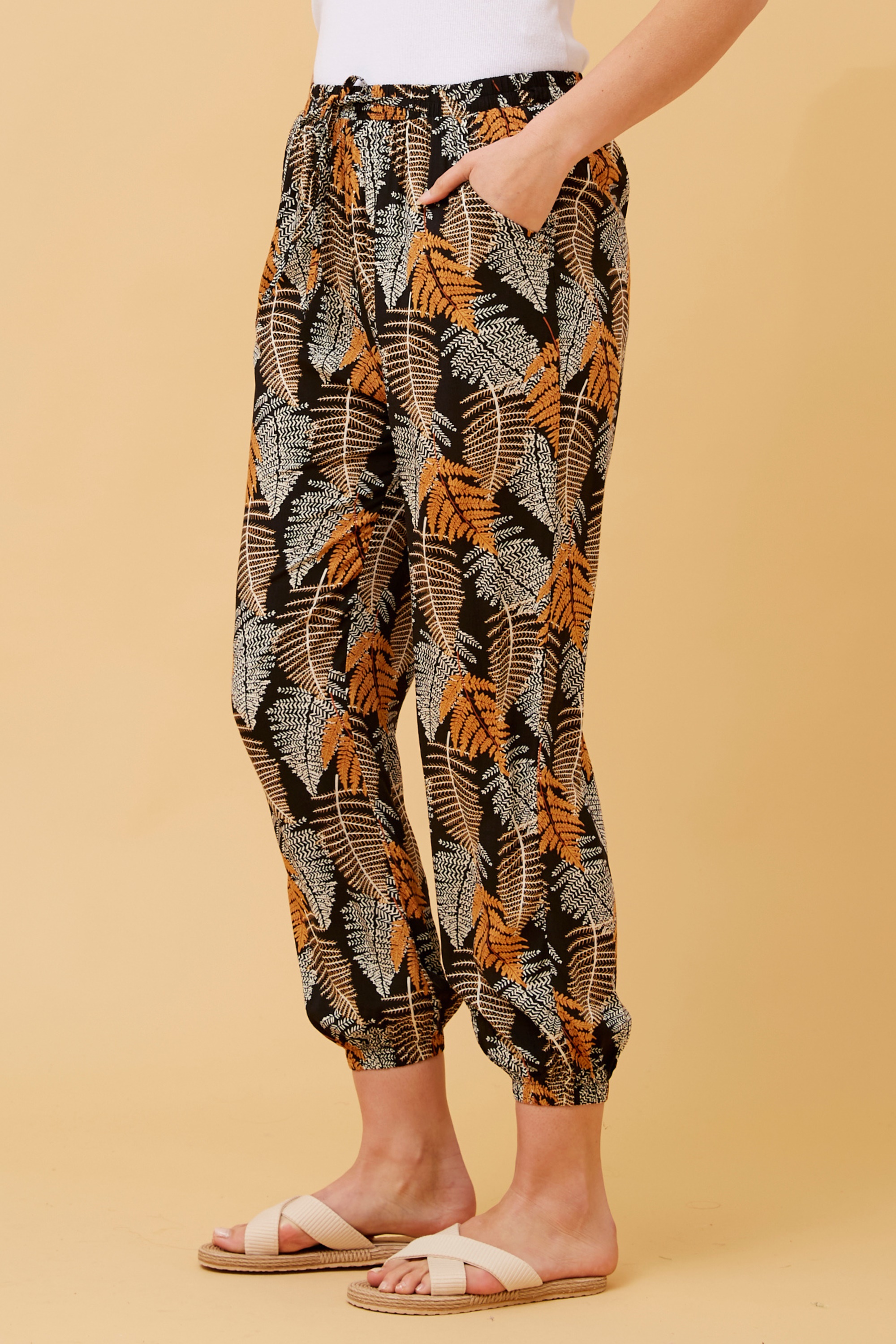 ZILA LEAF PRINT BOHO PANTS