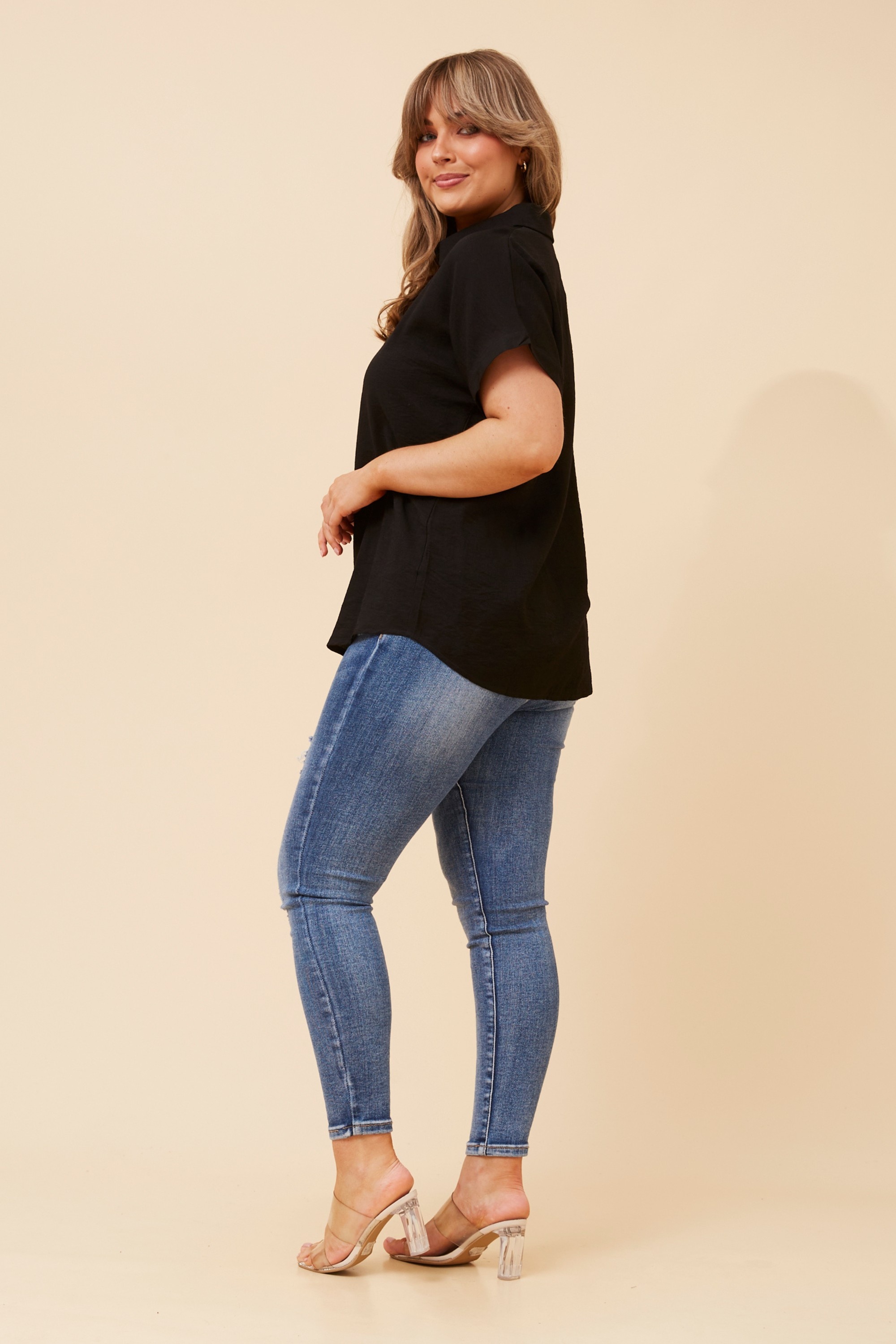 ZIPPORAH SHORT SLEEVES TOP