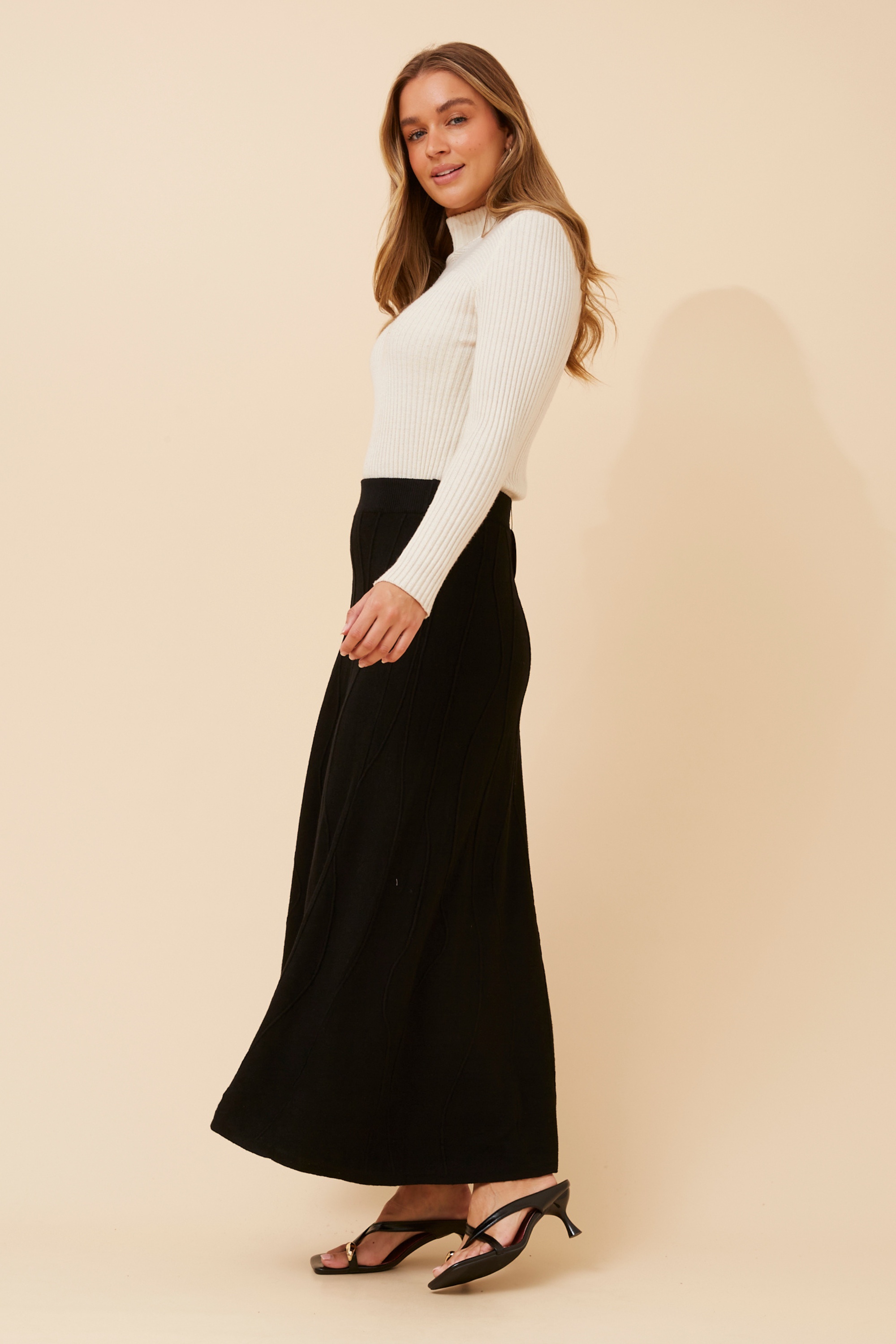 ZORI A-LINE KNIT MAXI SKIRT